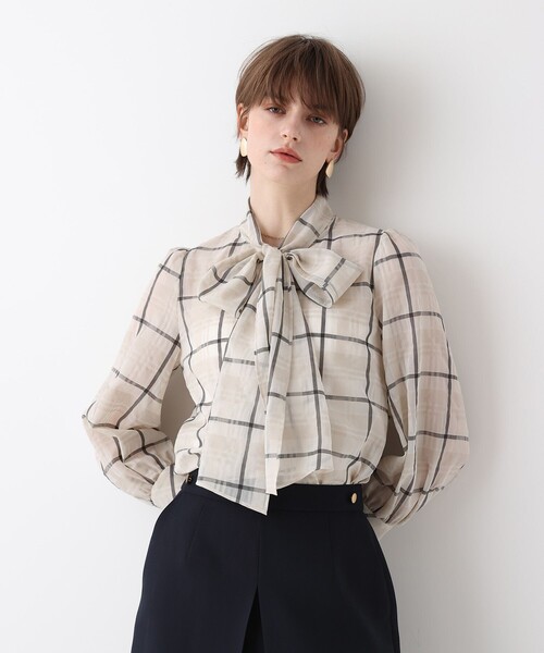 allureville(アルアバイル)の「シアーチェックボウブラウス(シャツ/ブラウス・レディース・ライトパープル/ライトベージュ・2)」の1枚目の写真