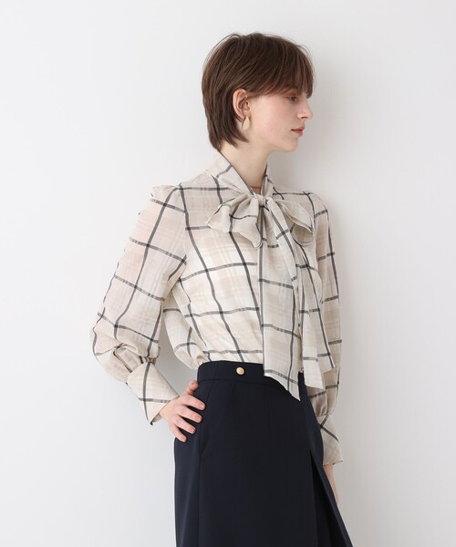 allureville(アルアバイル)の「シアーチェックボウブラウス(シャツ/ブラウス・レディース・ライトパープル/ライトベージュ・2)」の4枚目の写真
