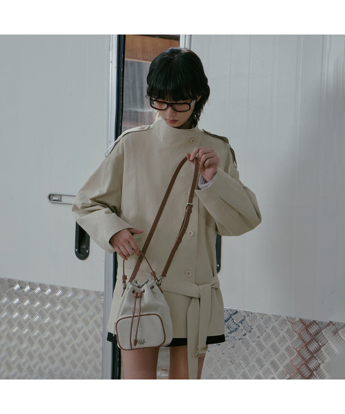 LAP(ラップ)の「CANVAS POCKET BUCKET BAG AS7AB202(メッセンジャーバッグ・レディース・ベージュ/ブルー・FREE)」の6枚目の写真