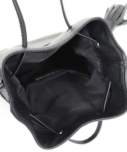 ADAM PATEK（アダムパテック）の「mko13444-water repellent leather mini drawstring bag 巾着型ミニバッグ(AP2619006)（ハンドバッグ・メンズ・ブラック・FREE）」の12枚目の写真
