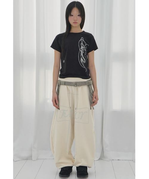 FANCY CLUB(ファンシークラブ)の「A'GEM/9 × .kom 『FANCY CLUB/ファンシークラブ』 BURNING LEAF TEE/バーニングリーフTシャツ(Tシャツ/カットソー・レディース・ホワイト/ブラック・FREE)」の14枚目の写真