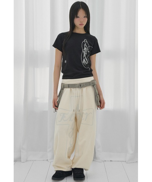 FANCY CLUB(ファンシークラブ)の「A'GEM/9 × .kom 『FANCY CLUB/ファンシークラブ』 BURNING LEAF TEE/バーニングリーフTシャツ(Tシャツ/カットソー・レディース・ホワイト/ブラック・FREE)」の15枚目の写真