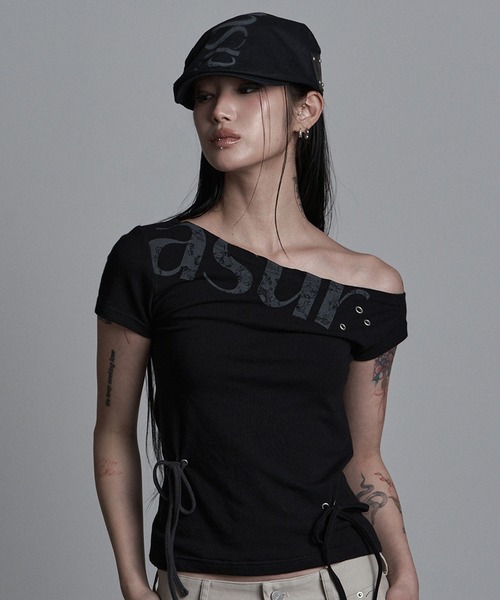 as you are(アズユーアー)の「◇ASYOUARE◇パンチング アンバランス オフショルダー Tシャツ PUNCHING UNBALANCE OFF-SHOULDER T-SHIRT(Tシャツ/カットソー・レディース・ホワイト/ブラック/グレー・FREE)」の11枚目の写真
