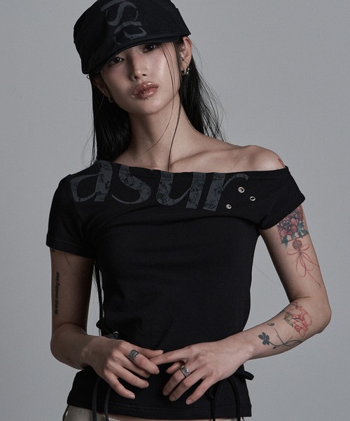 as you are(アズユーアー)の「◇ASYOUARE◇パンチング アンバランス オフショルダー Tシャツ PUNCHING UNBALANCE OFF-SHOULDER T-SHIRT(Tシャツ/カットソー・レディース・ホワイト/ブラック/グレー・FREE)」の13枚目の写真