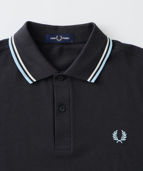 FRED PERRY(フレッドペリー)の「FRED PERRY / フレッドペリー The Fred Perry Shirt - M3600(ポロシャツ・メンズ・チャコールグレー/ベージュ系その他/グリーン/サックスブルー/カーキ・MEDIUM/LARGE)」の7枚目の写真