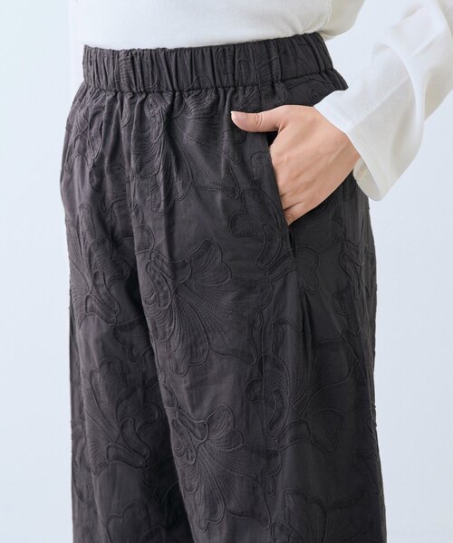 RIVE DROITE（リヴドロワ）の「【トレンド感抜群】シフリ刺繍パンツ（その他パンツ・レディース・オフホワイト/ブラック・38/36）」の14枚目の写真