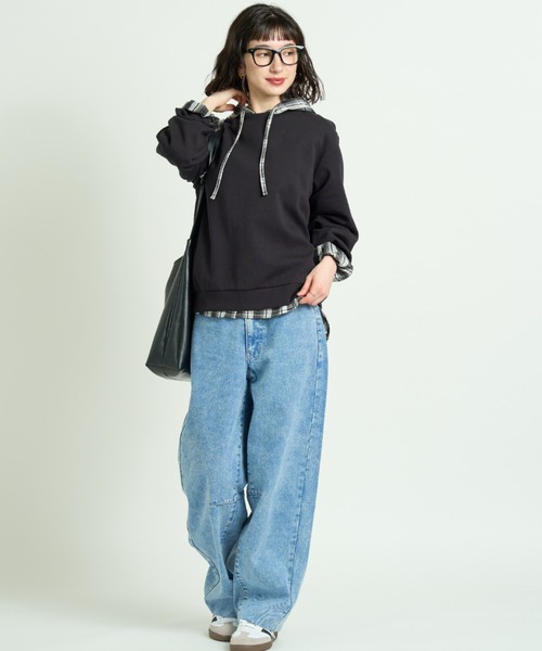 A.D.C.L.（エーディーシーエル）の「ケミカルデニム バレルパンツ（デニムパンツ・レディース・サックスブルー・L/M）」の10枚目の写真