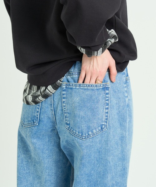 A.D.C.L.（エーディーシーエル）の「ケミカルデニム バレルパンツ（デニムパンツ・レディース・サックスブルー・L/M）」の15枚目の写真