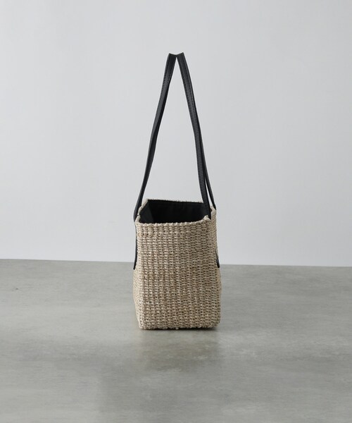 GALLEST（ギャレスト）の「スクエアかごバッグ（ハンドバッグ・レディース・ベージュ/ブラック・00）」の5枚目の写真