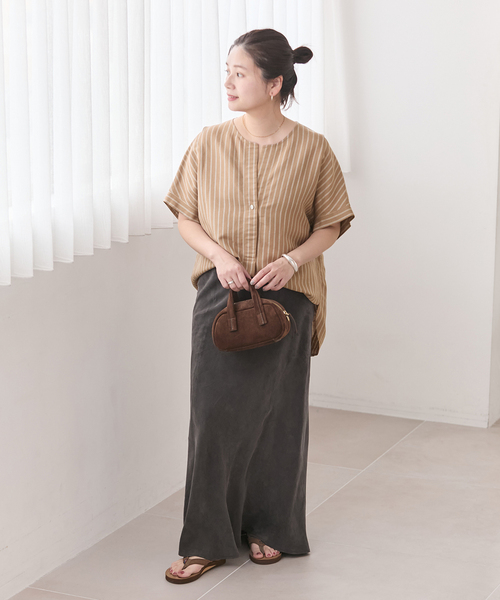 JOURNAL STANDARD（ジャーナルスタンダード）の「レーヨン麻ノーカラーブラウス（シャツ/ブラウス・レディース・ホワイト/キャメル/ピンク・FREE）」の5枚目の写真