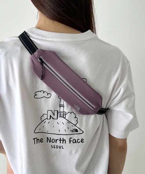 THE NORTH FACE(ザノースフェイス)の「THE NORTH FACE(ザ・ノースフェイス)/ 軽量 スマホ ウエストポーチ ボディバッグ ランニングベルト スリム ロゴプリント /TNF SLIM RUN BELT(ボディバッグ/ウエストポーチ・レディース・パープル/ブラック/ブラウン・FREE)」の14枚目の写真