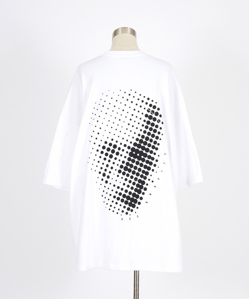 a.p.o.v.(エーピーオービー)の「a.p.o.v. サークルパッチドットアートスカルバックプリントオーバーサイズTシャツ(Tシャツ/カットソー・メンズ・ブラック/ホワイト/イエロー・ONESIZE)」の18枚目の写真