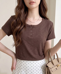 リングドットボタン付き ショート丈ヘンリーネック 半袖Tシャツ