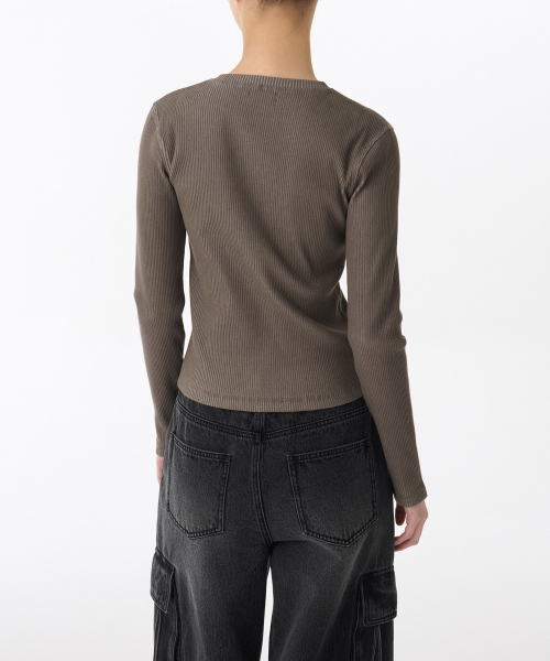 MUSINSA STANDARD WOMAN（ムシンサスタンダードウーマン）の「ウィメンズツートンリブスリム長袖Tシャツ[トープ]（Tシャツ/カットソー・レディース・その他・MEDIUM/LARGE/X-SMALL/SMALL）」の3枚目の写真