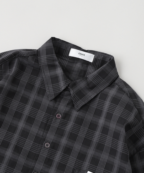 OSKR（オーエスケーアール）の「OSKR / オーエスケーアール Ombre Sheer Check S/S Shirt（シャツ/ブラウス・メンズ・ブラック/ネイビー・MEDIUM/LARGE）」の7枚目の写真