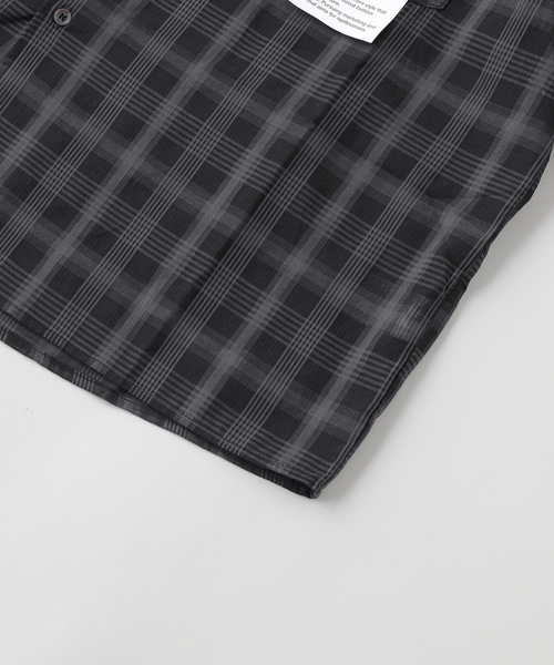 OSKR（オーエスケーアール）の「OSKR / オーエスケーアール Ombre Sheer Check S/S Shirt（シャツ/ブラウス・メンズ・ブラック/ネイビー・MEDIUM/LARGE）」の5枚目の写真