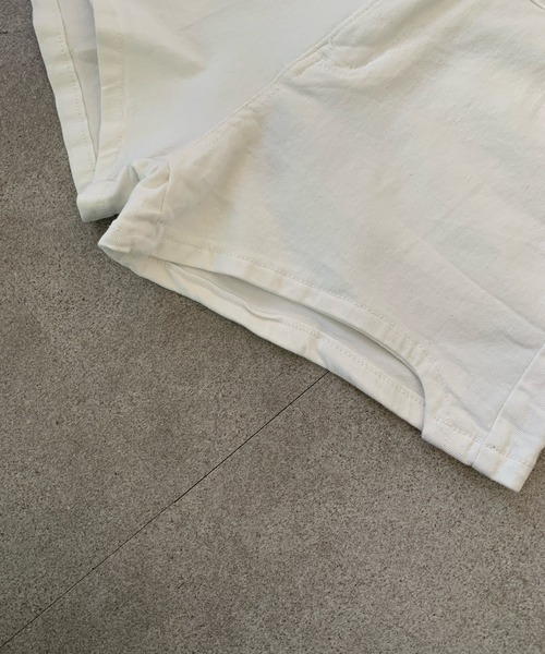 Teem Store(チームストア)の「ダブルボタンハイウエスト ショートパンツ(その他パンツ・レディース・ホワイト/ブラウン系その他/ブラック/ベージュ・S/M)」の5枚目の写真