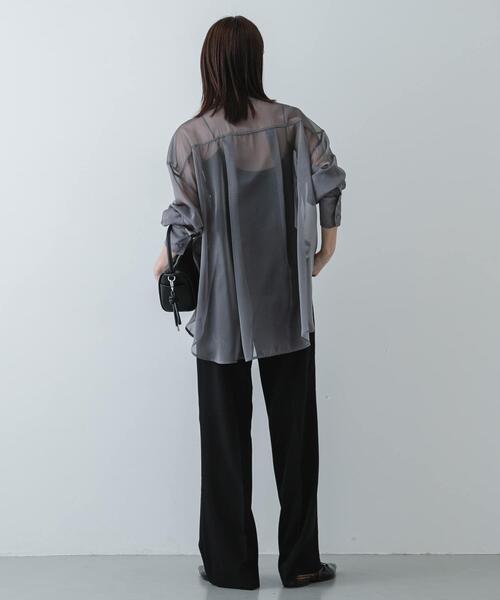 SENSE OF PLACE by URBAN RESEARCH(センスオブプレイスバイアーバンリサーチ)の「バンドカラーシャンブレーシアーシャツ(シャツ/ブラウス・レディース・グリーン/アイボリー/チャコールグレー/ブラウン・ONE)」の15枚目の写真