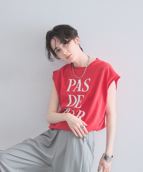 &. NOSTALGIA(アンドドットノスタルジア)の「シルケット風天竺プリントフレンチT(Tシャツ/カットソー・レディース・レッド/オフホワイト・M)」の17枚目の写真