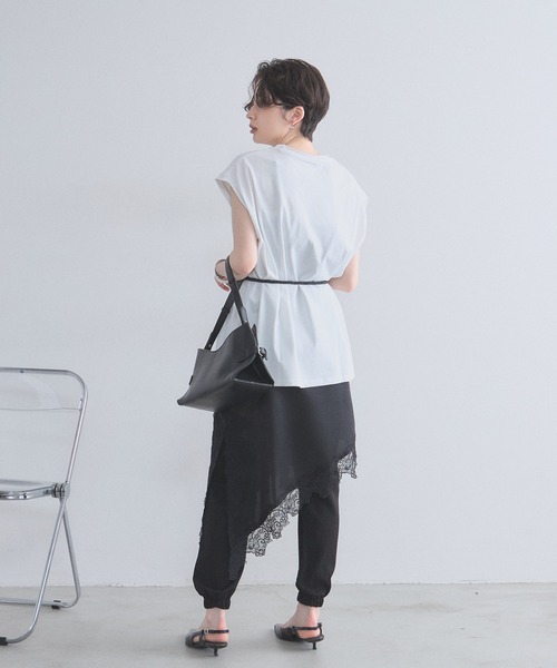 &. NOSTALGIA(アンドドットノスタルジア)の「シルケット風天竺プリントフレンチT(Tシャツ/カットソー・レディース・レッド/オフホワイト・M)」の20枚目の写真