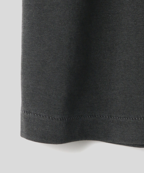 INDUST(インダスト)の「ピグメントウォッシュハーフTシャツ_2COLOR(Tシャツ/カットソー・レディース・チャコールグレー/ベージュ・1(S)/2(M)/3(L))」の4枚目の写真