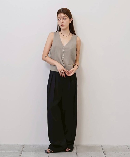 TODAYFUL（トゥデイフル）の「Tweedy Compact Vest（ベスト・レディース・ブラウン/セージグリーン・FREE）」の4枚目の写真