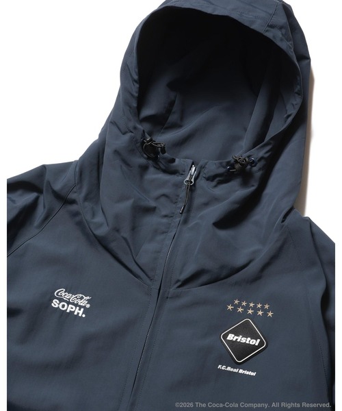 F.C.Real Bristol(エフシーレアルブリストル)の「Coca-Cola BIG LOGO WARM-UP JACKET(ナイロンジャケット・メンズ・グリーン/ネイビー/ブラック・X-LARGE/LARGE/MEDIUM/SMALL/XX-LARGE)」の20枚目の写真