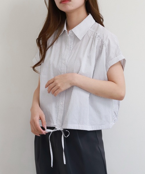 EGLANTINE(エグランティーヌ)の「EGLANTINE ポルカドット襟付き半袖ブラウス(シャツ/ブラウス・レディース・ブラック/ネイビー/オフホワイト・38)」の7枚目の写真