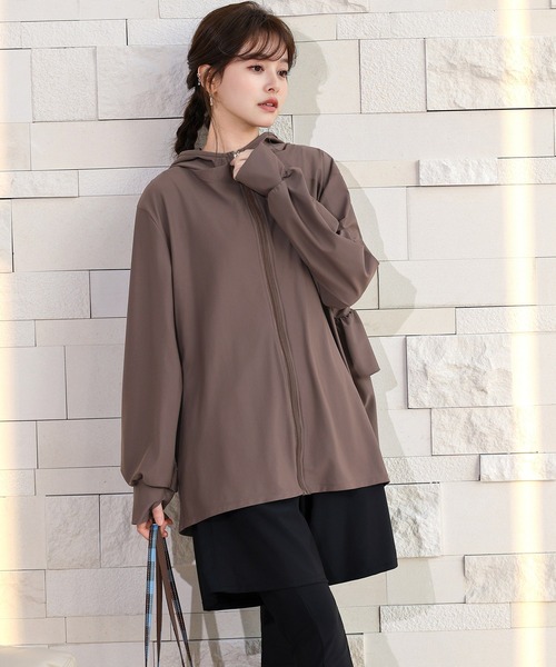 TeddyShop(テディショップ)の「【UVカット率99.9%以上/水着5点セット/大きいサイズ有】長袖ティアードフリルジップアップラッシュガード+サイドタックギャザータンキニ+ショートパンツ+レギンス レディース水着(水着・レディース・アイボリー/ブラック/ベージュ/モカ・LL/L/M/S)」の6枚目の写真