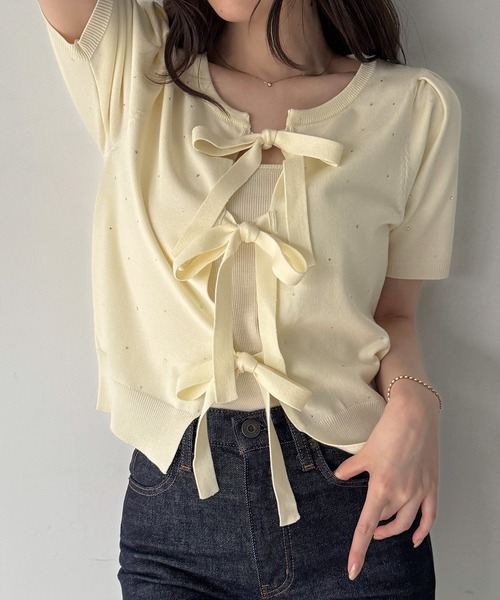junoah(ジュノア)の「前後2wayラインストーンリボンニット(ニット/セーター・レディース・アイボリー/ブラック/ホワイト・MEDIUM/LARGE)」の3枚目の写真