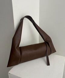 CAPRICIEUX LE'MAGE | トライアングルバッグ(ショルダーバッグ)