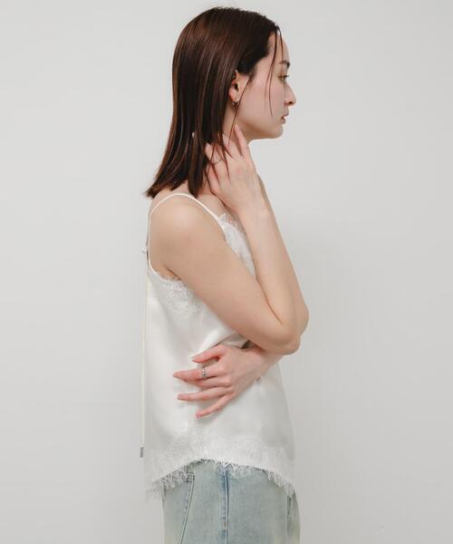 SENSE OF PLACE by URBAN RESEARCH(センスオブプレイスバイアーバンリサーチ)の「アシメヘムレースキャミソール(キャミソール・レディース・オフホワイト/ブラック/ブラウン・ONE)」の9枚目の写真