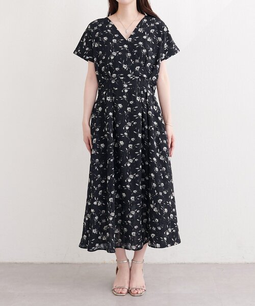 natural couture(ナチュラルクチュール)の「フレンチスリーブカシュクールワンピース(ワンピース・レディース・ホワイト系その他/ベージュ/ブラック/ブラウン/サックスブルー・FREE)」の11枚目の写真