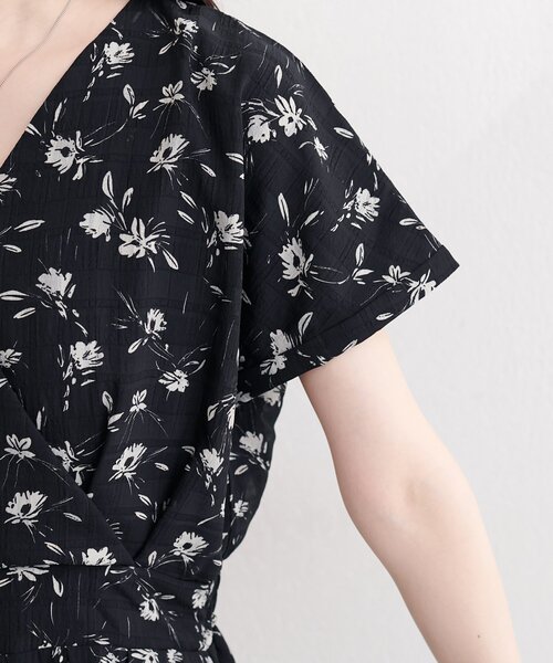 natural couture(ナチュラルクチュール)の「フレンチスリーブカシュクールワンピース(ワンピース・レディース・ホワイト系その他/ベージュ/ブラック/ブラウン/サックスブルー・FREE)」の16枚目の写真