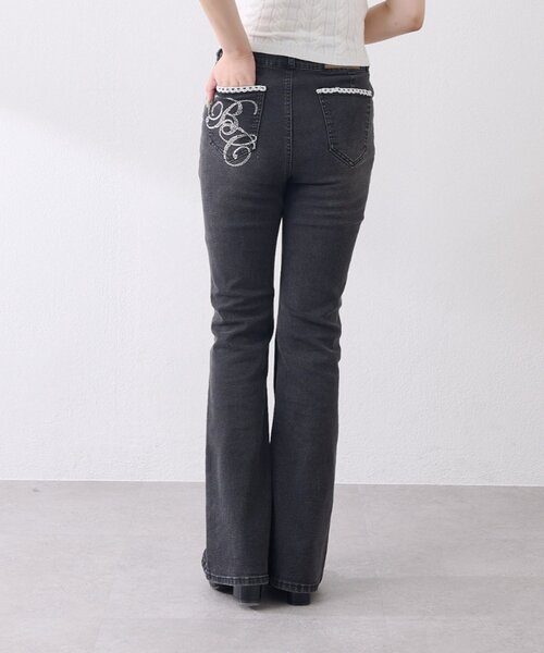 OLIVE des OLIVE(オリーブデオリーブ)の「【Belle Charme】BC Logo Lace Flare Denim(デニムパンツ・レディース・ブラック/サックスブルー/グレー・SMALL/LARGE/MEDIUM)」の2枚目の写真
