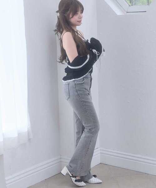 OLIVE des OLIVE(オリーブデオリーブ)の「【Belle Charme】BC Logo Lace Flare Denim(デニムパンツ・レディース・ブラック/サックスブルー/グレー・SMALL/LARGE/MEDIUM)」の17枚目の写真