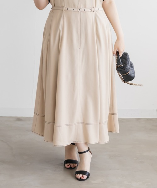 CLETTE(クレット)の「CLETTEオリジナルベルト付きステッチ配色キャミワンピース(ワンピース・レディース・アイボリー/チャコールグレー/ブラック・LL/3L/4L)」の17枚目の写真
