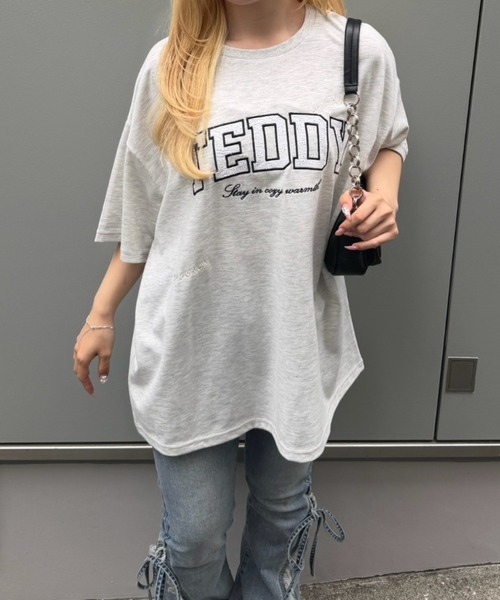 continuer de NICE CLAUP(コンティニューデナイスクラップ)の「レースロゴ×色々ロゴBIGT(Tシャツ/カットソー・レディース・オフホワイト/ピンク/オートミール/スミクロ・FREE)」の20枚目の写真