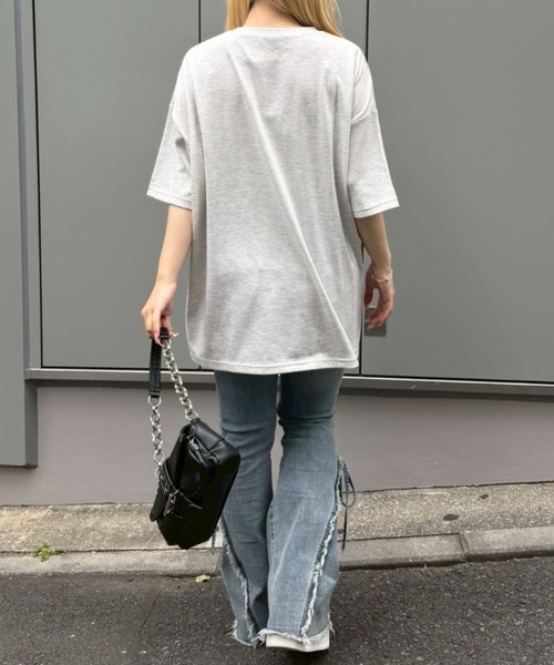 continuer de NICE CLAUP(コンティニューデナイスクラップ)の「レースロゴ×色々ロゴBIGT(Tシャツ/カットソー・レディース・オフホワイト/ピンク/オートミール/スミクロ・FREE)」の18枚目の写真
