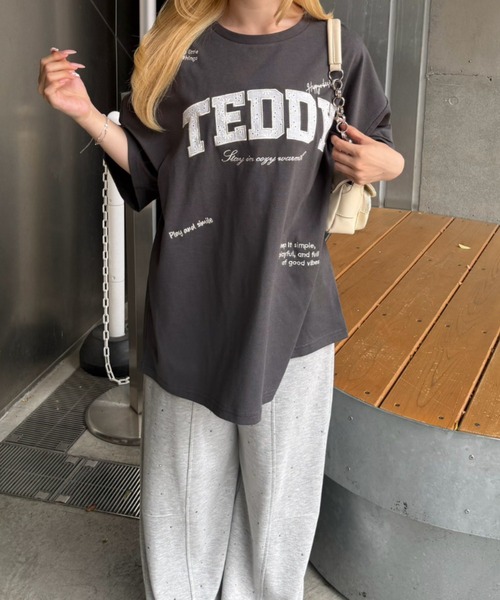 continuer de NICE CLAUP(コンティニューデナイスクラップ)の「レースロゴ×色々ロゴBIGT(Tシャツ/カットソー・レディース・オフホワイト/ピンク/オートミール/スミクロ・FREE)」の11枚目の写真