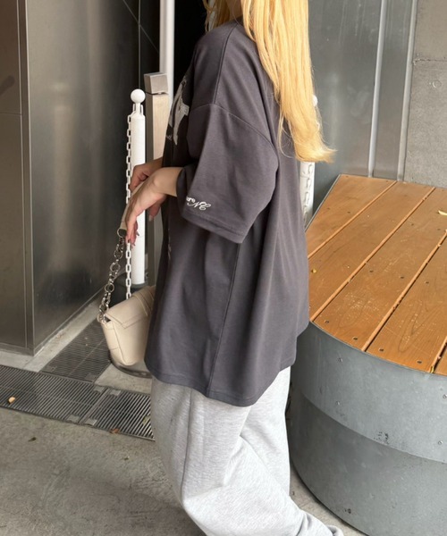 continuer de NICE CLAUP(コンティニューデナイスクラップ)の「レースロゴ×色々ロゴBIGT(Tシャツ/カットソー・レディース・オフホワイト/ピンク/オートミール/スミクロ・FREE)」の15枚目の写真