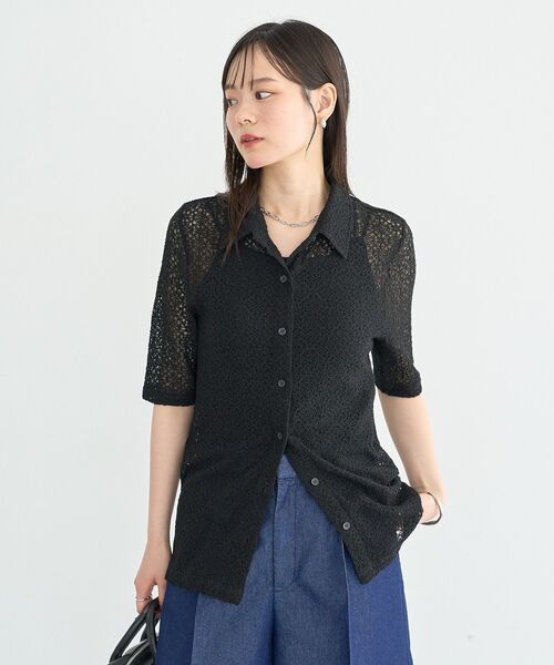 earth music&ecology(アースミュージックアンドエコロジー)の「ストレッチレース襟付シャツ(シャツ/ブラウス・レディース・オフホワイト/ブラウン/ブラック・FREE)」の10枚目の写真