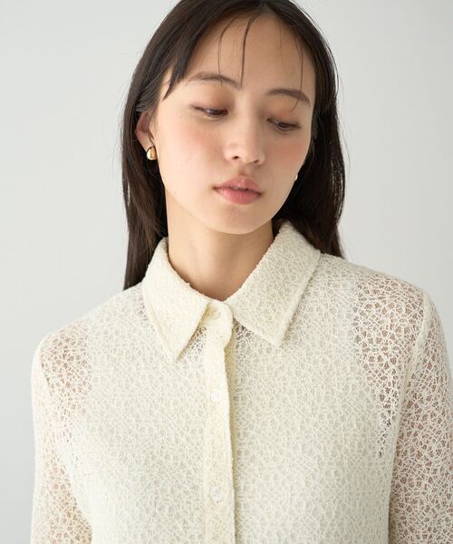 earth music&ecology(アースミュージックアンドエコロジー)の「ストレッチレース襟付シャツ(シャツ/ブラウス・レディース・オフホワイト/ブラウン/ブラック・FREE)」の20枚目の写真