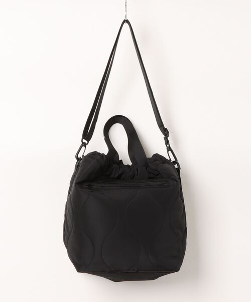 A by MAGASIN DE MODE(エーバイマガジンデモード)の「【A By MAGASIN DE MODE】キルトボアドロスト2WAYショルダー SNBD(ショルダーバッグ・レディース・グレー/ブラック・FREE)」の6枚目の写真