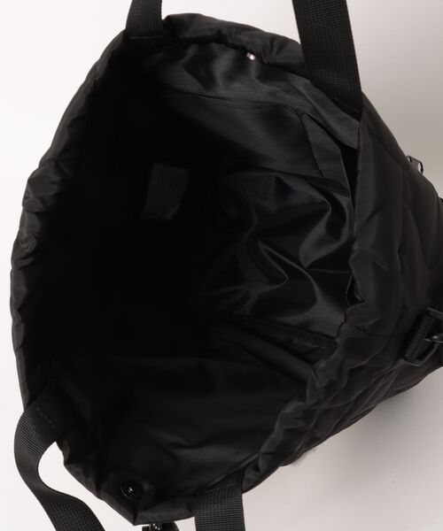 A by MAGASIN DE MODE(エーバイマガジンデモード)の「【A By MAGASIN DE MODE】キルトボアドロスト2WAYショルダー SNBD(ショルダーバッグ・レディース・グレー/ブラック・FREE)」の4枚目の写真