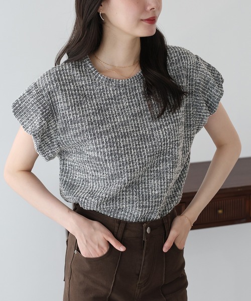 BLUEEAST(ブルーイースト)の「バルーンスリーブツイードTシャツ(Tシャツ/カットソー・レディース・ベージュ/グレー/ブラック・MEDIUM)」の16枚目の写真