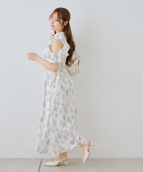 Another Branch olive des olive(アナザーブランチオリーブデオリーブ)の「オープンショルダーロングワンピース(ワンピース・レディース・ブラック/その他11/ドット/ネイビー・FREE)」の14枚目の写真