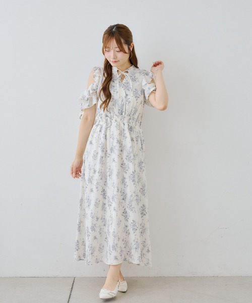 Another Branch olive des olive(アナザーブランチオリーブデオリーブ)の「オープンショルダーロングワンピース(ワンピース・レディース・ブラック/その他11/ドット/ネイビー・FREE)」の12枚目の写真