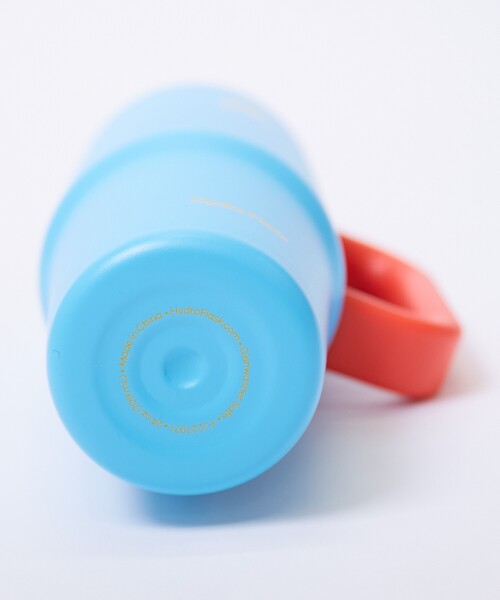 HYDRO FLASK（ハイドロフラスク）の「【HYDRO FLASK / ハイドロフラスク】24oz KIDS TUMBLER WITH STRAW / タンブラー / コップ（グラス/マグカップ/タンブラー・メンズ・ピンク/ライム/ブルー/エメラルド/スモークピンク・フリー）」の11枚目の写真