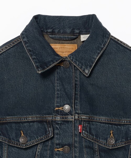Levi's(リーバイス)の「LEVI’S(R) / Loose Crop Trucker Jacket(デニムジャケット・レディース・インディゴブルー・SMALL)」の3枚目の写真